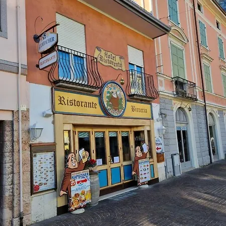 Hotel Vittoria Riva del Garda