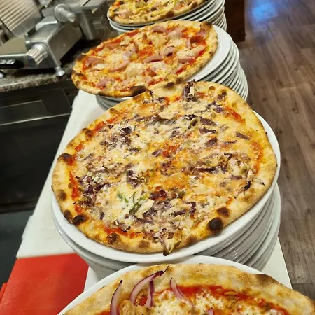 Vittoria 3* Riva del Garda
