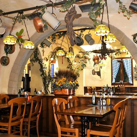 Hotel Vittoria Riva del Garda